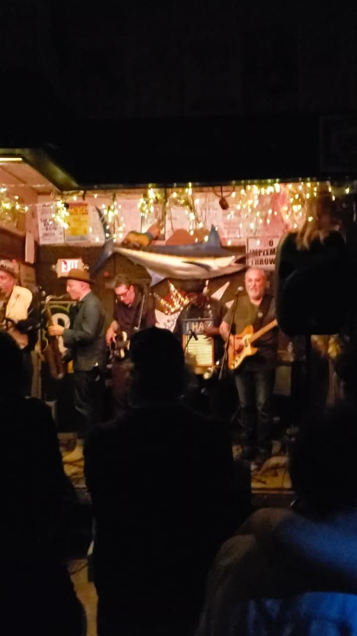 Video review of B J's Lounge