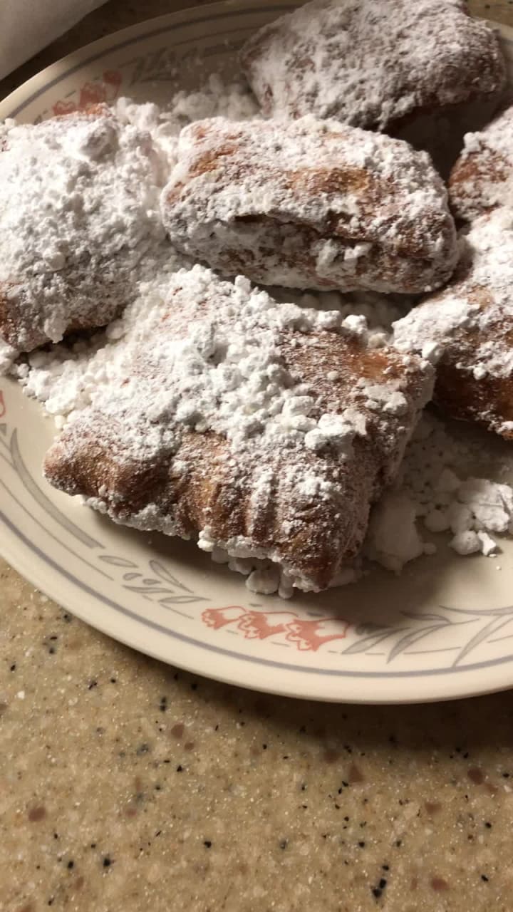 Video review of Cafe Du Monde