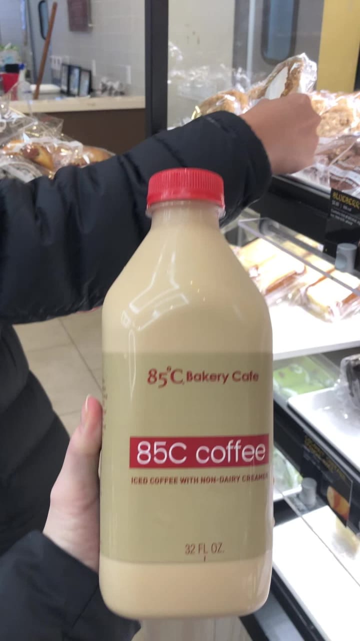 Video review of 85˚C Bakery Cafe