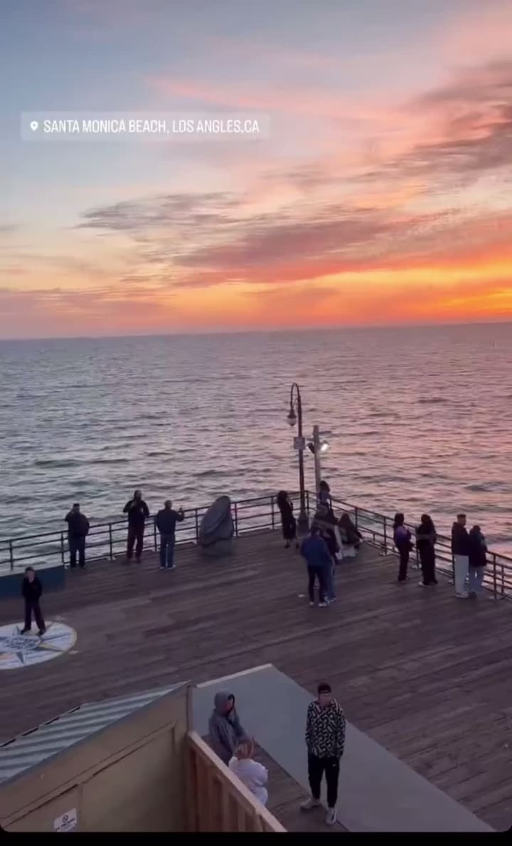 Video review of Santa Monica Place