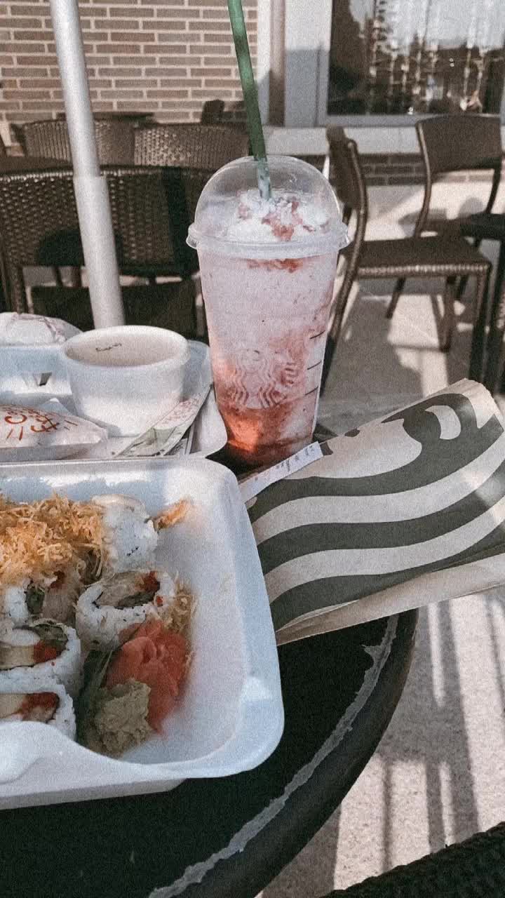 Roll N Bowl Korean & Japanese Cuisine