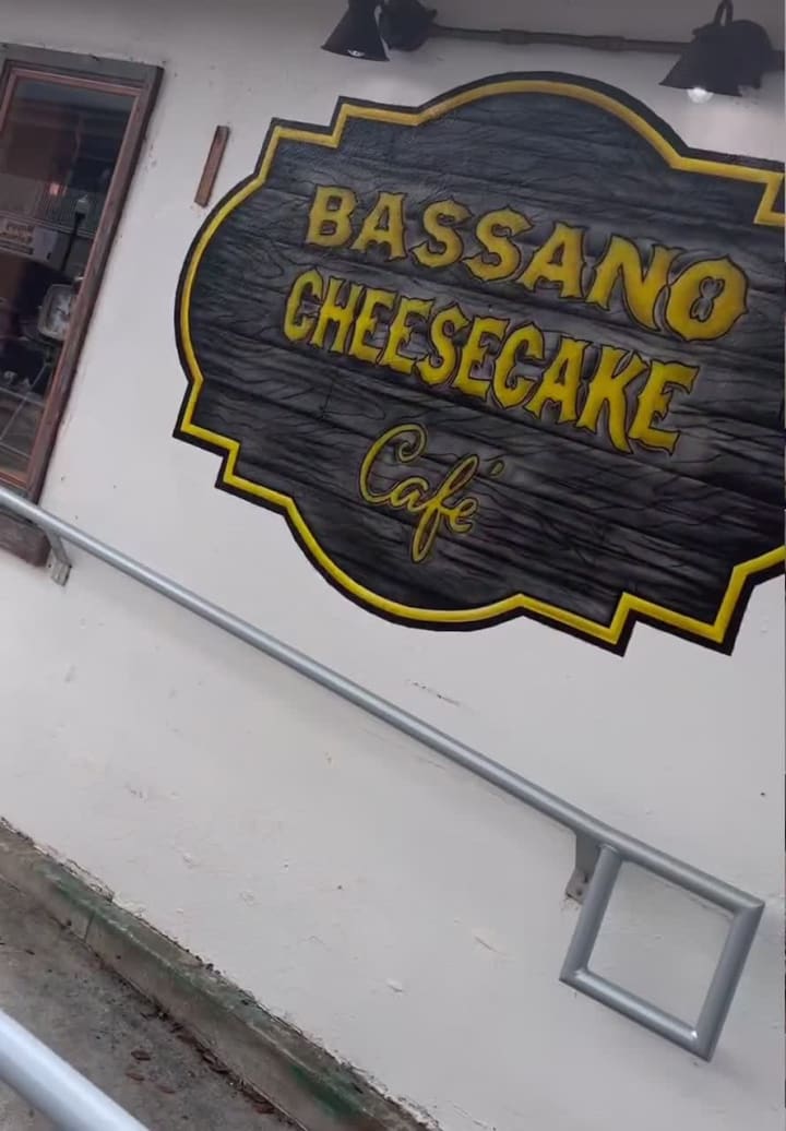 Bassano Cheesecake Cafe