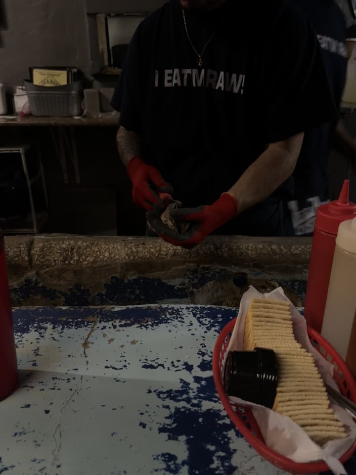 Lee & Rick's Half Shell Oyster