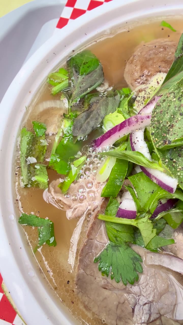 Phoenix Cafe 金鳳冰室