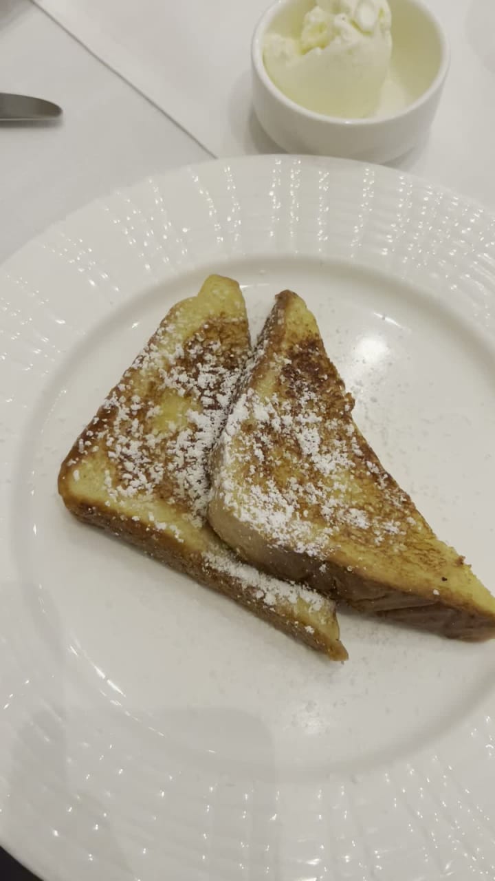 Video review of The St. Regis