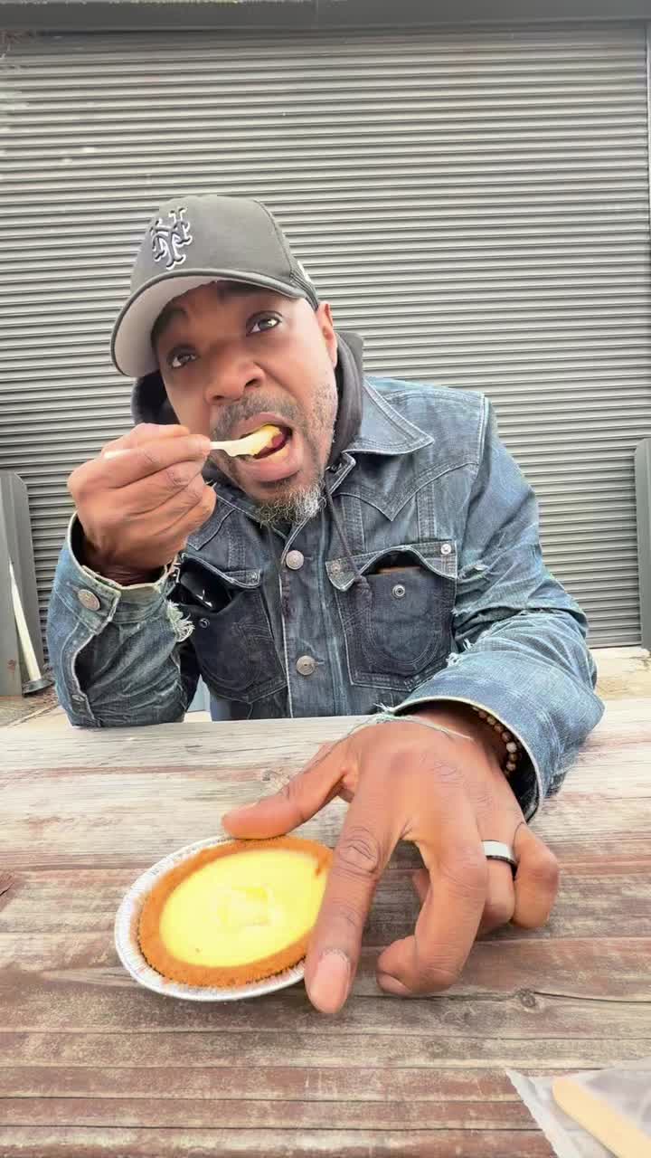 Video review of Steve's Authentic Key Lime Pie