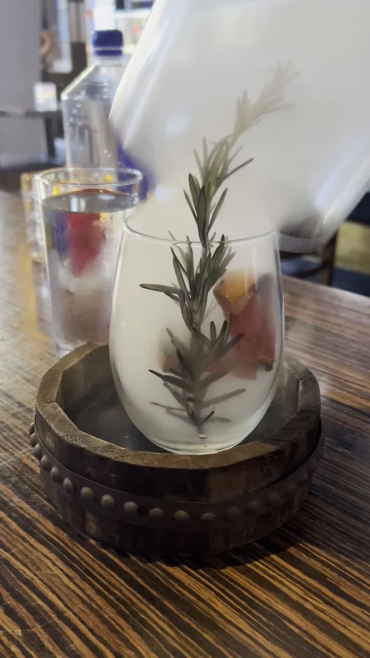 Video review of Ten Prime Steak & Sushi