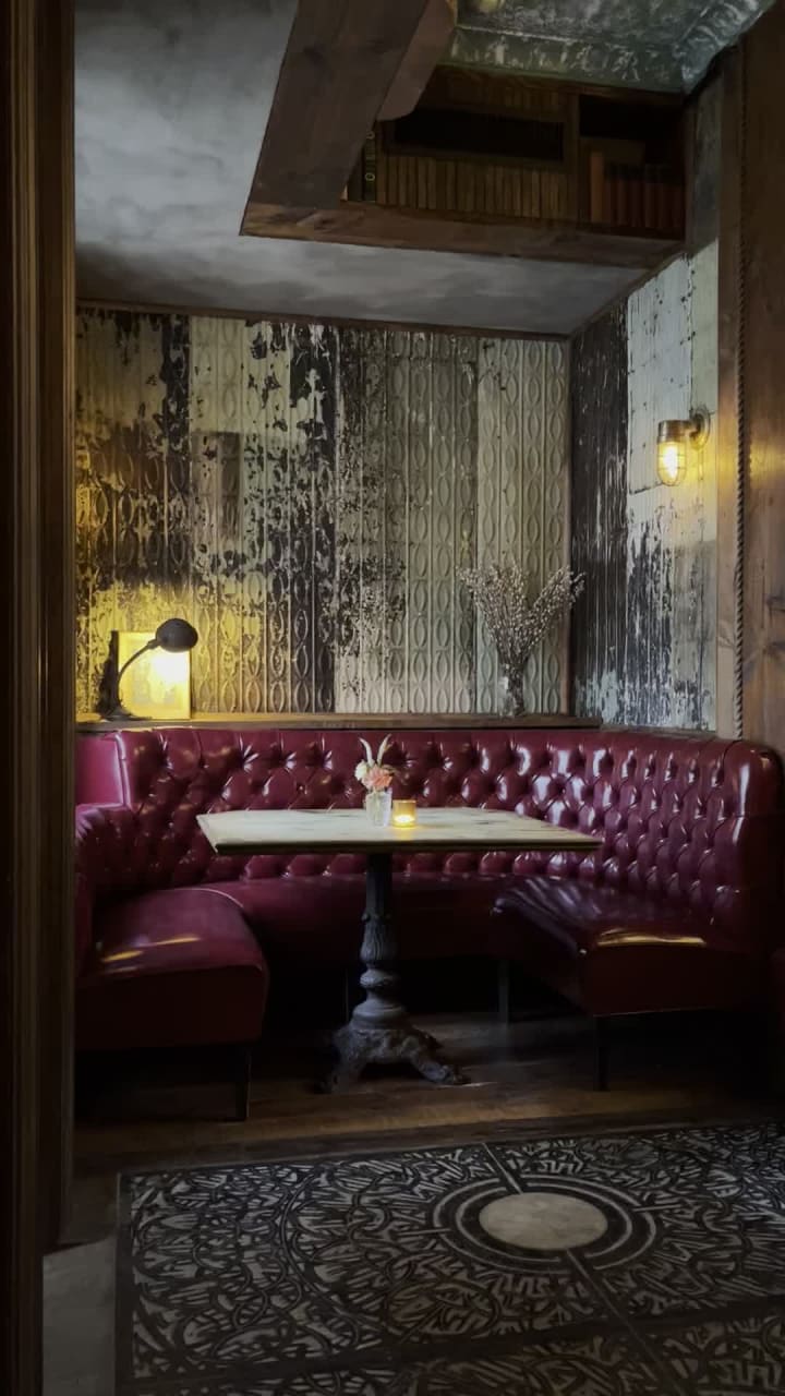 Video review of Milk & Roses