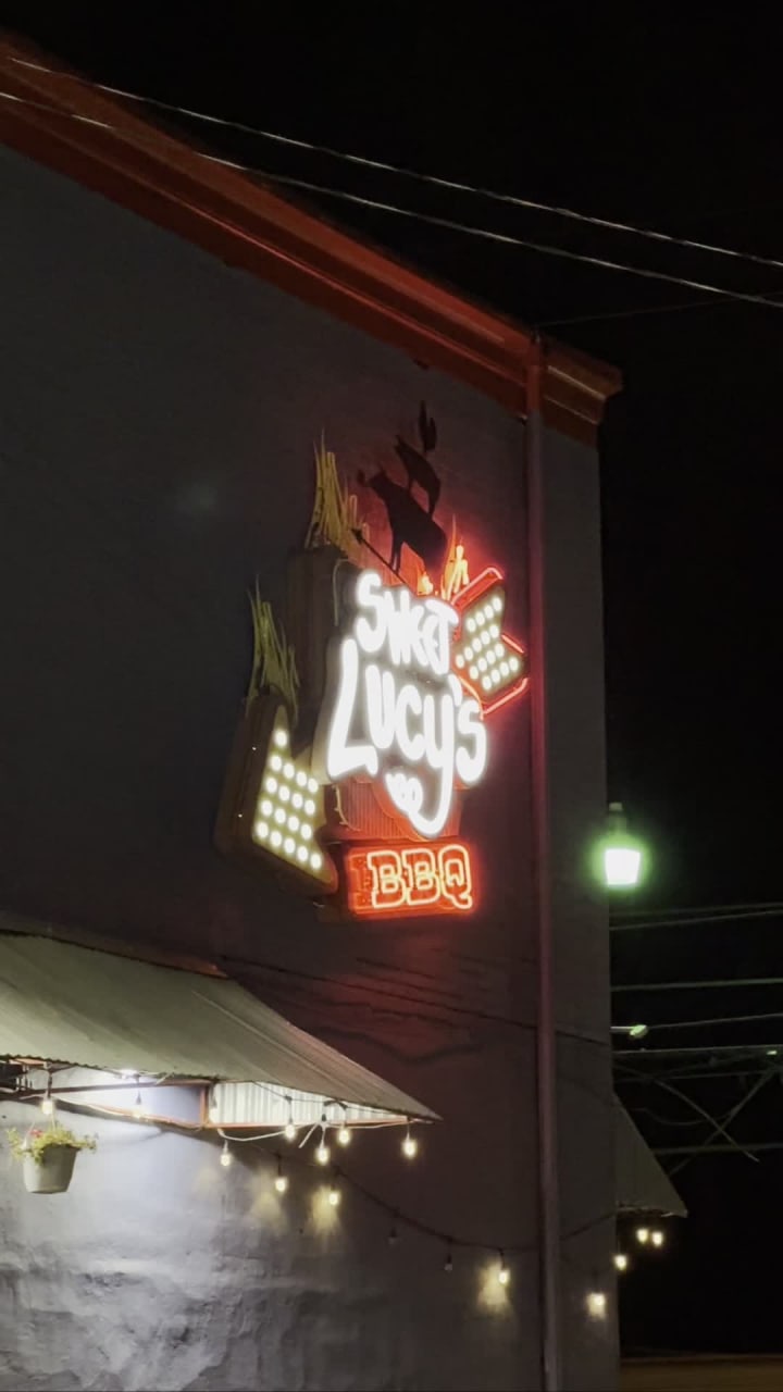 Video review of Sweet Lucy's Smokehouse