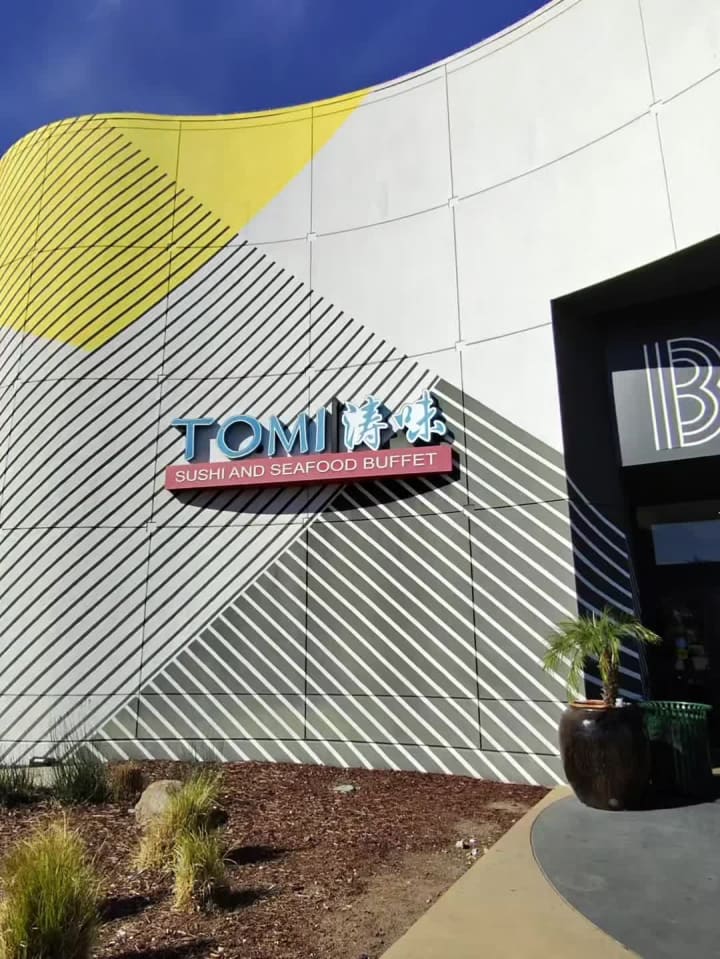 Tomi Sushi and Seafood Buffet