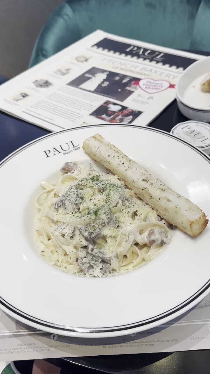 Video review of Paul Boulangerie et Patisserie