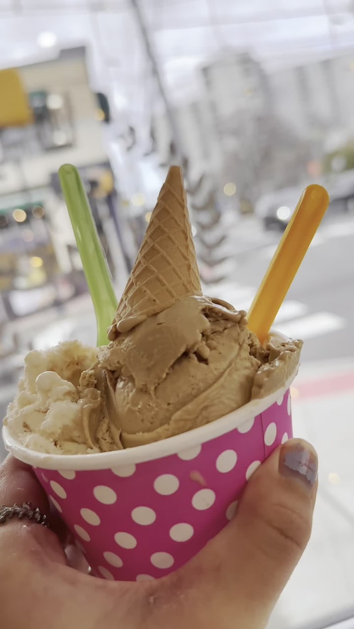 Jun’s Macaron Gelato