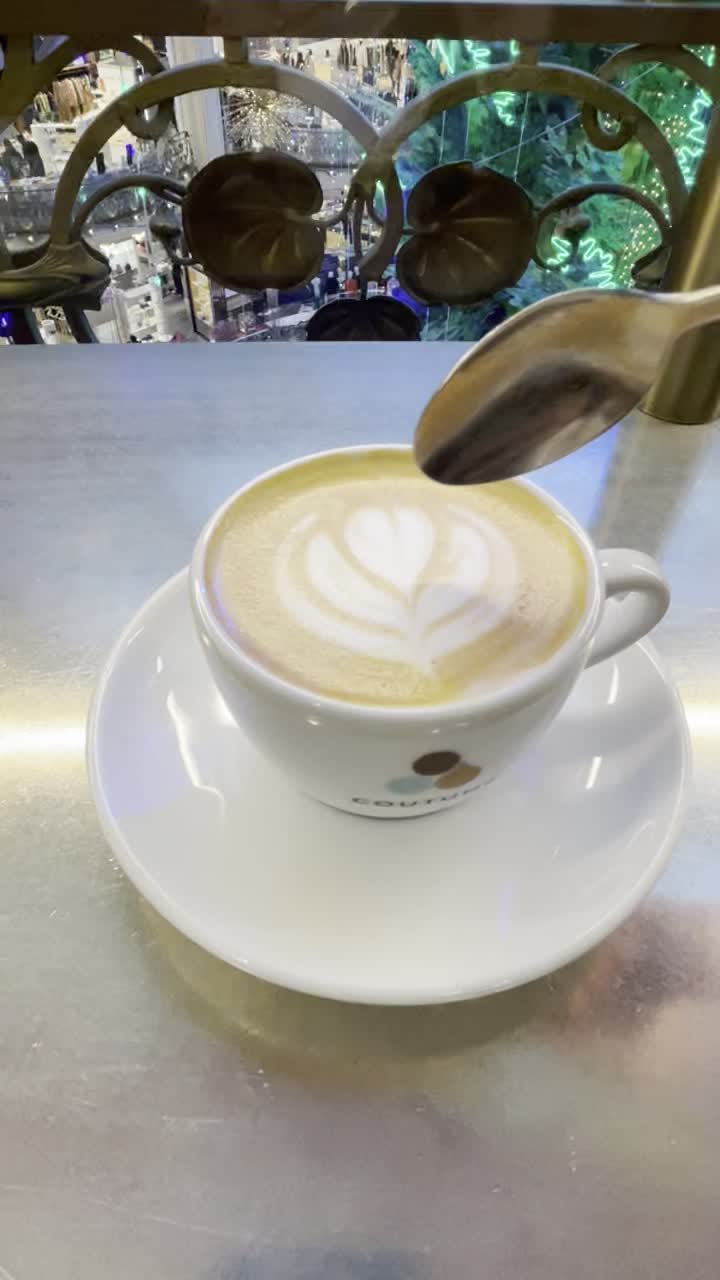 A|X Uomo Paris Galeries Lafayette