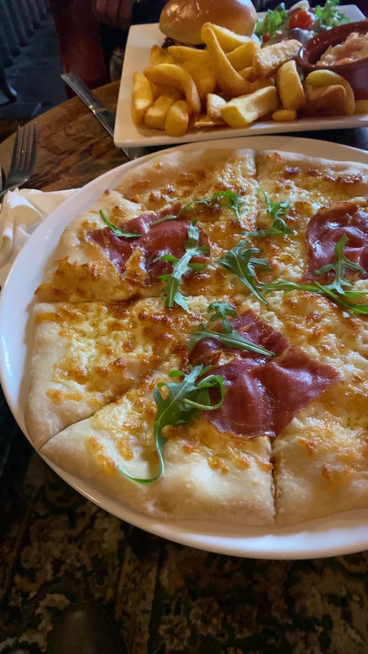 The Leg of Mutton and Cauliflower