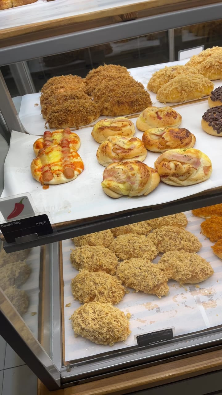 Video review of BreadTalk