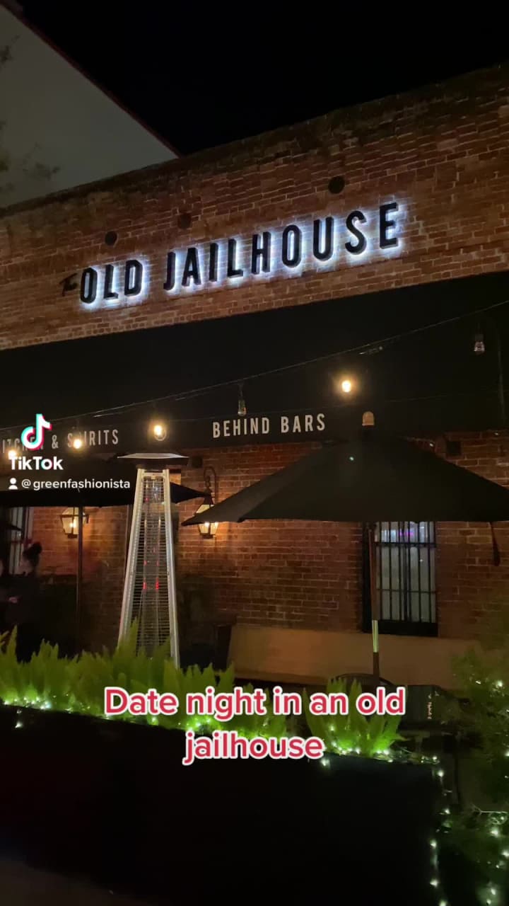 Video review of Old Jailhouse Kitchen and Spirits