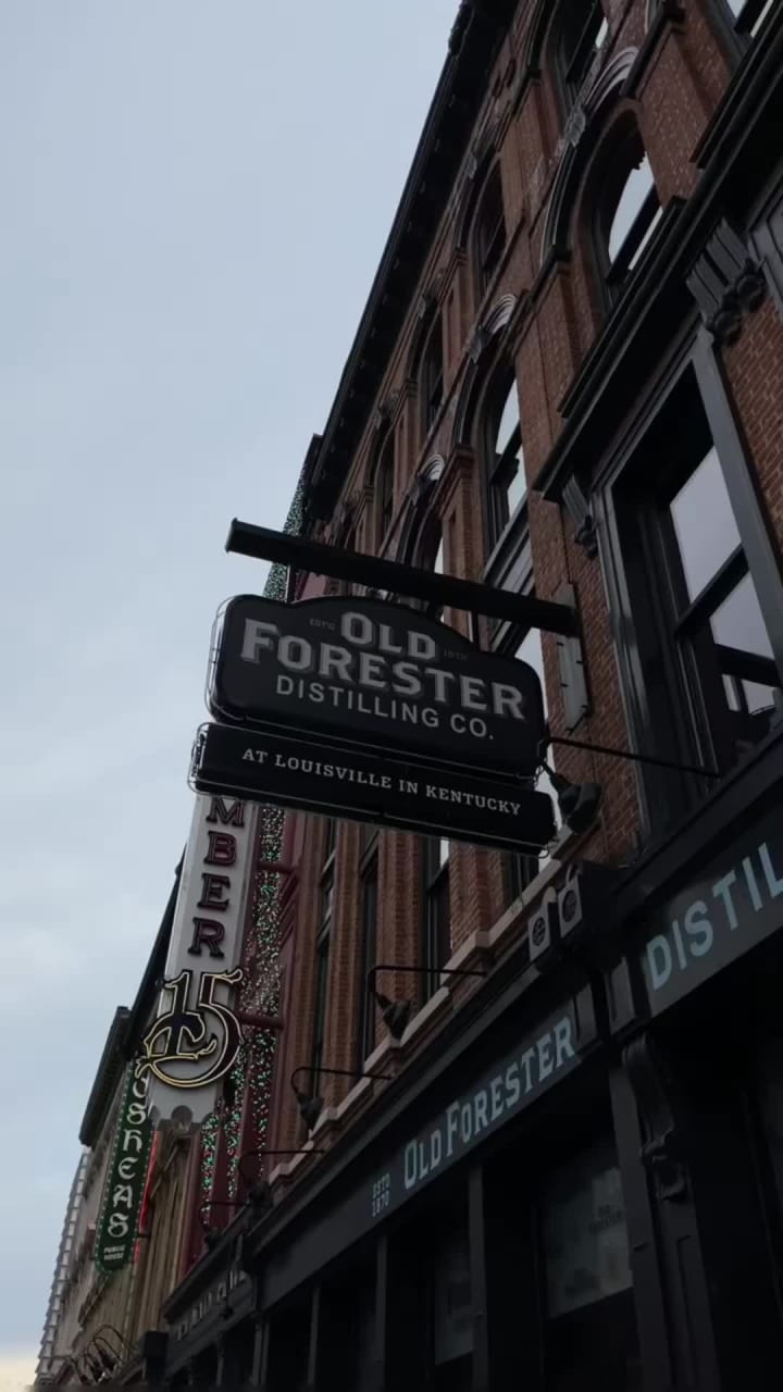 Video review of Oï»¿lï»¿dï»¿ ï»¿Fï»¿oï»¿rï»¿eï»¿sï»¿tï»¿eï»¿rï»¿ ï»¿Dï»¿iï»¿sï»¿tï»¿iï»¿lï»¿lï»¿ing Co.