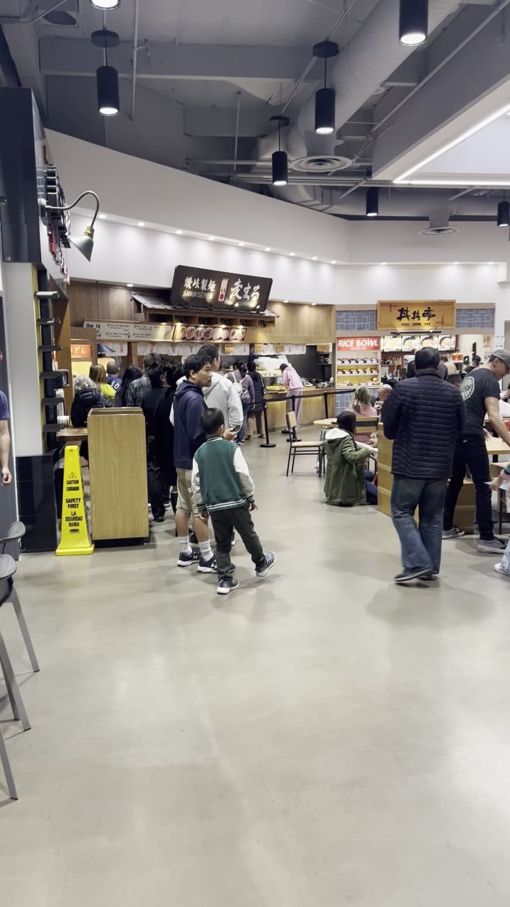 Video review of Mitsuwa Marketplace