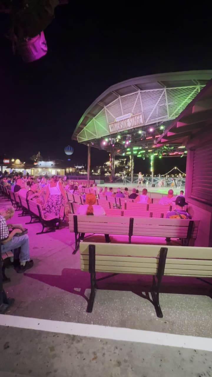 Video review of Waterside Stage