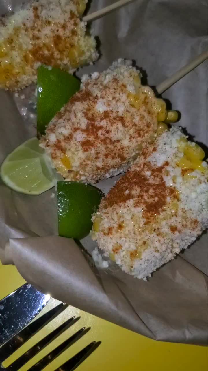 Video review of Street Taco