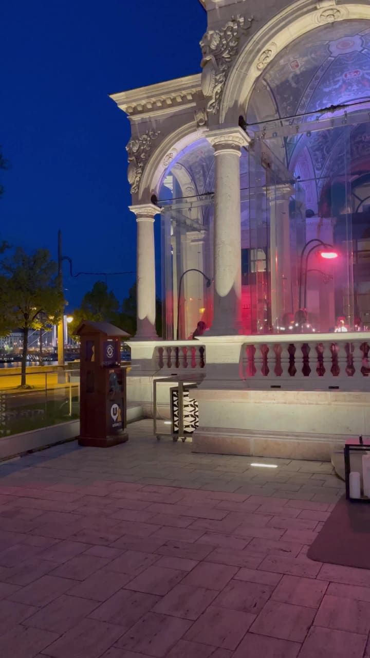 Video review of Felix Kitchen & Bar