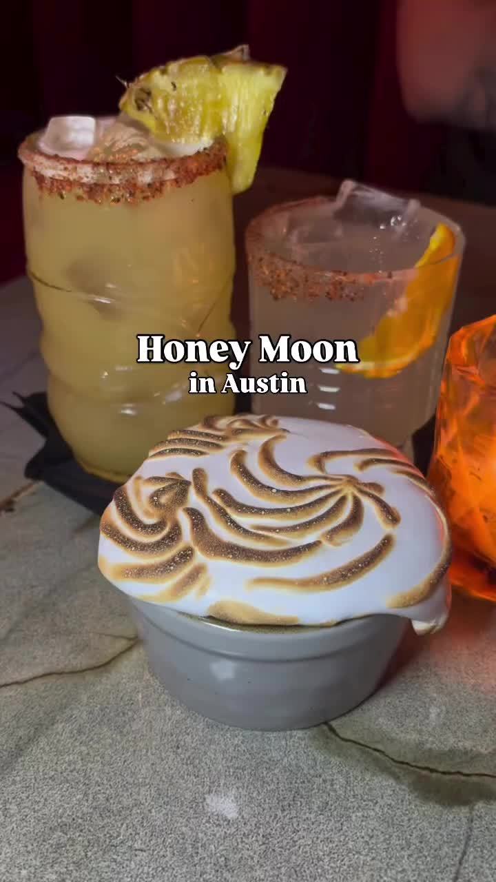 Video review of Honey Moon Spirit Lounge