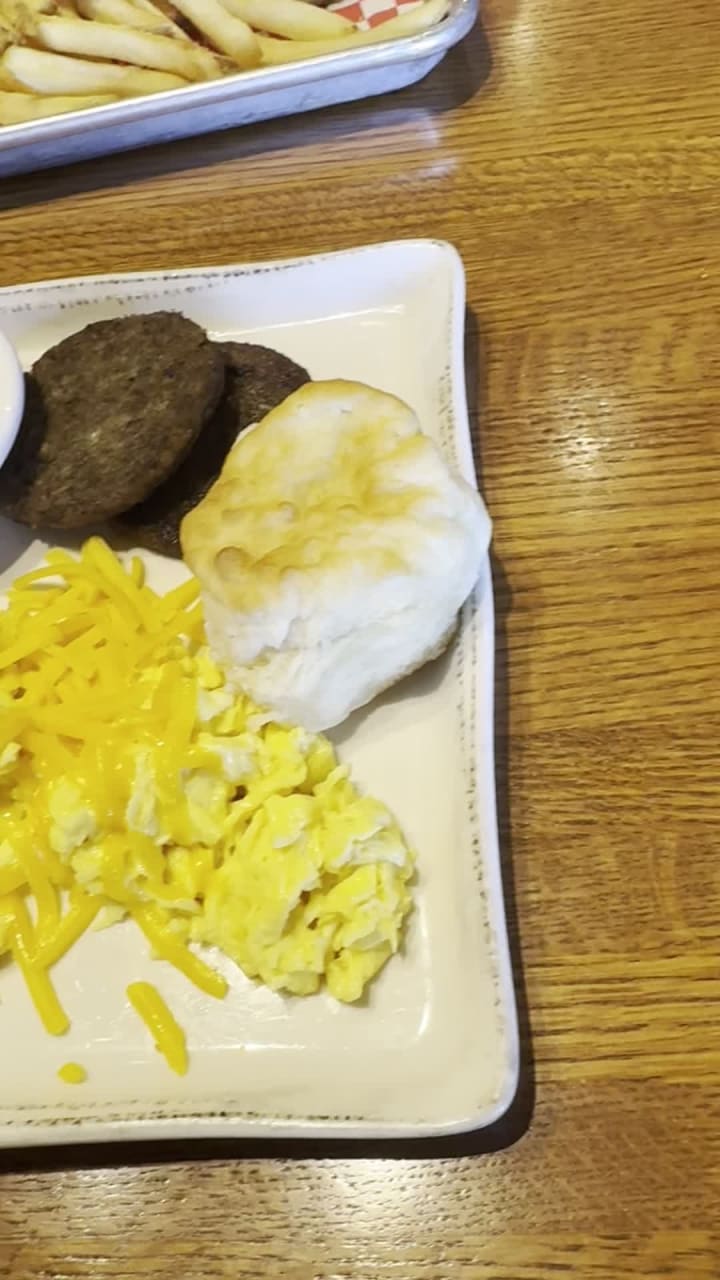 Video review of NashHouse Southern Spoon and Saloon