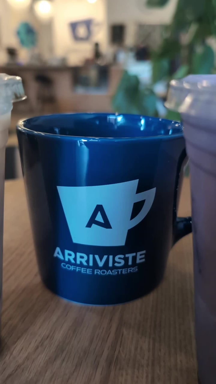 Video review of Arriviste Coffee Bar