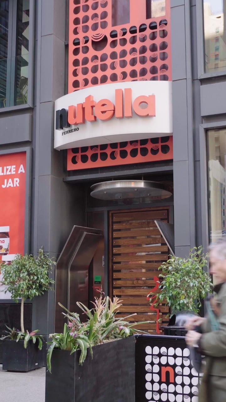 Nutella Cafe