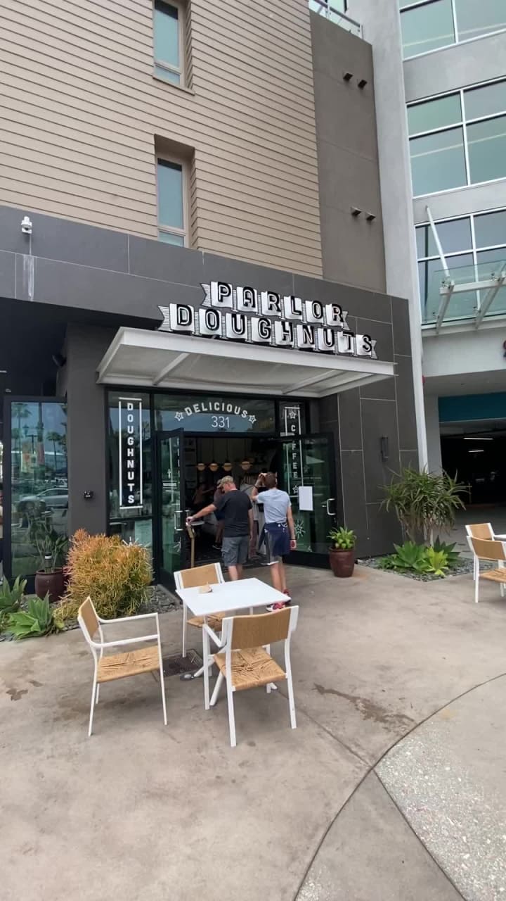 Video review of Parlor Doughnuts