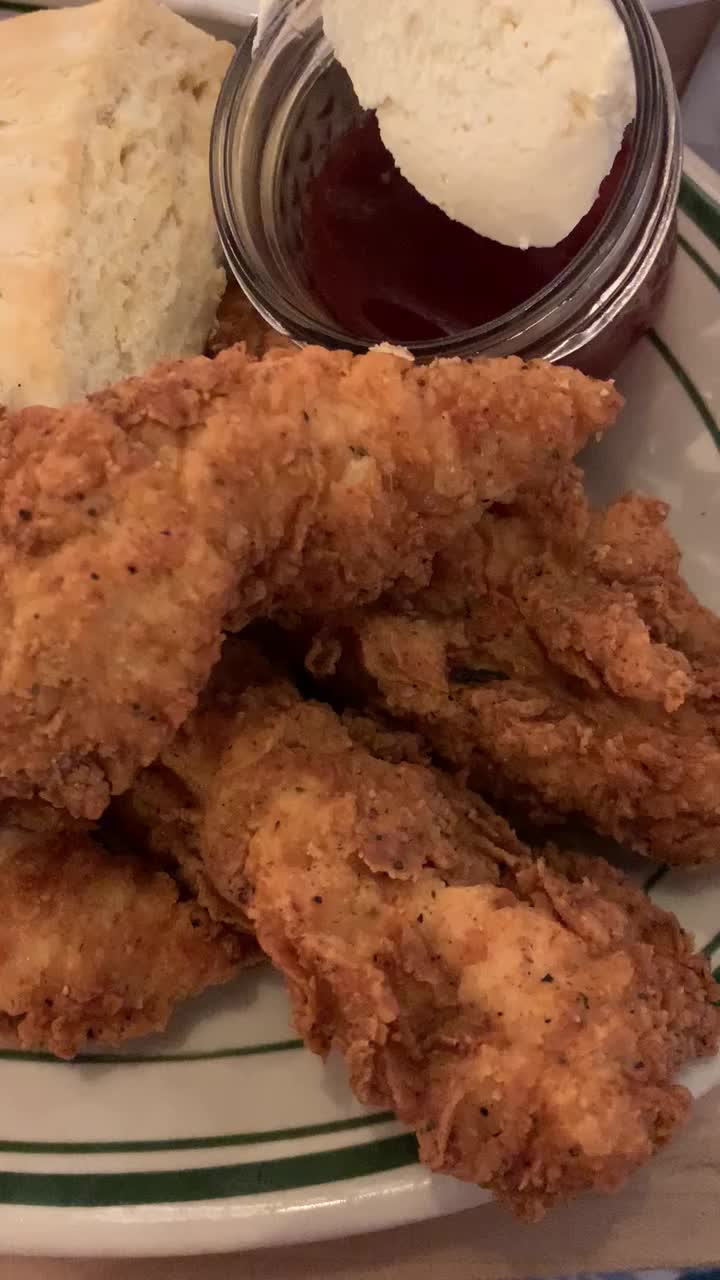 Whistle Britches - Southlake