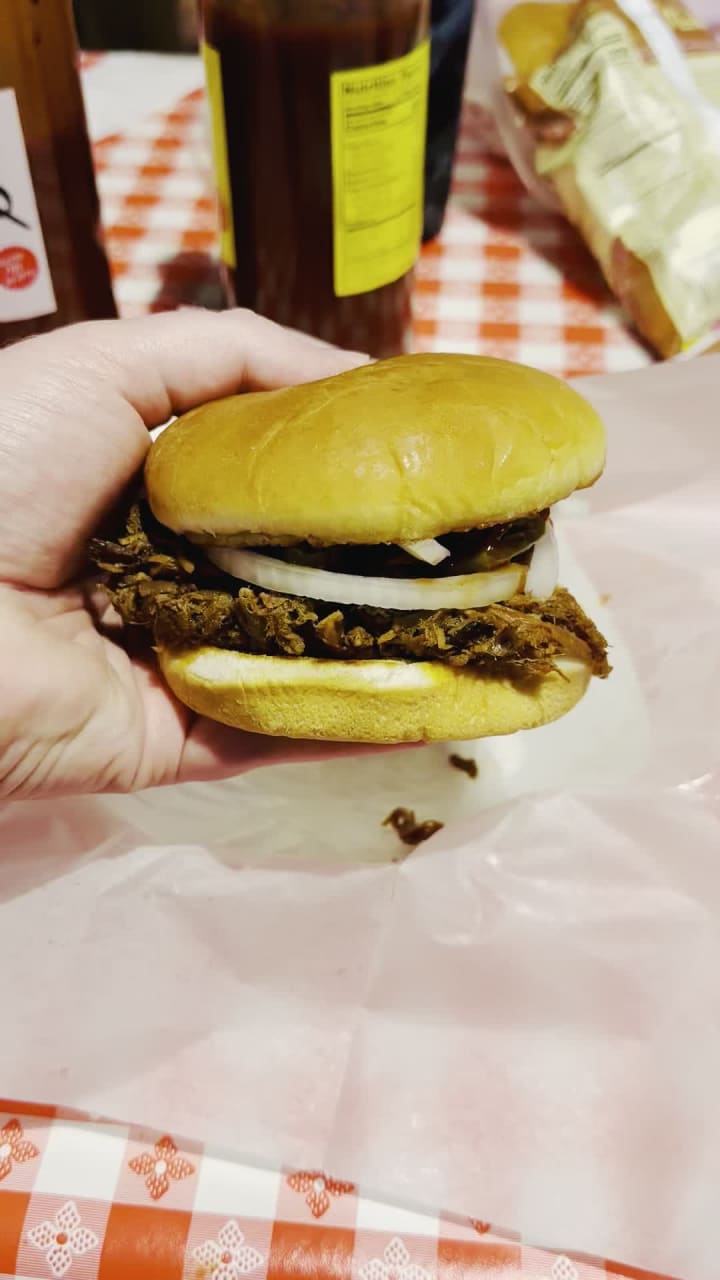 Video review of Rudy's Country Store & Bar-B-Q