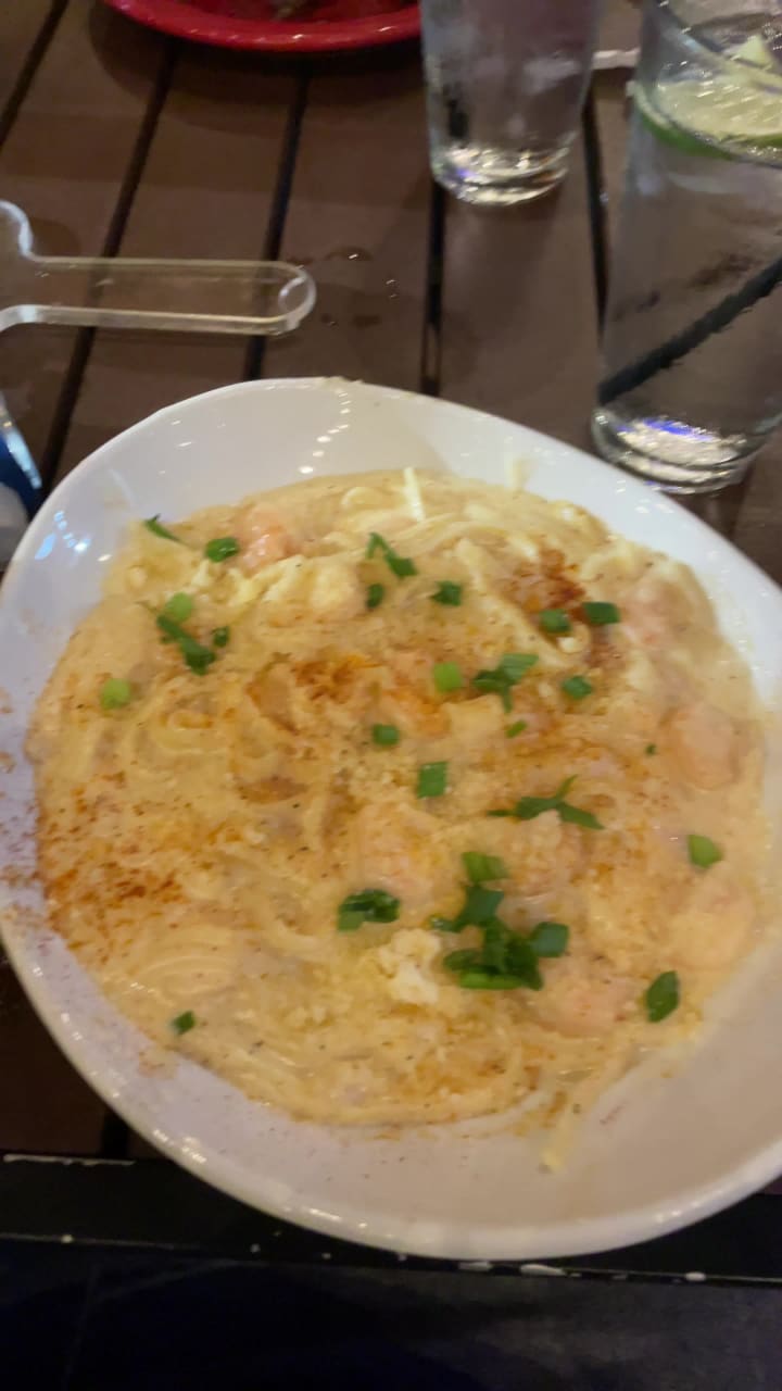 Monday Restaurant and Bar