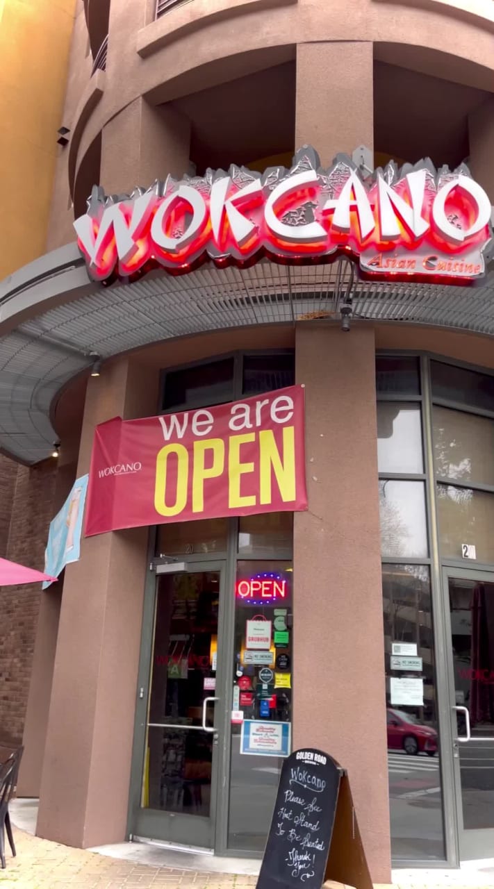 Video review of Wokcano