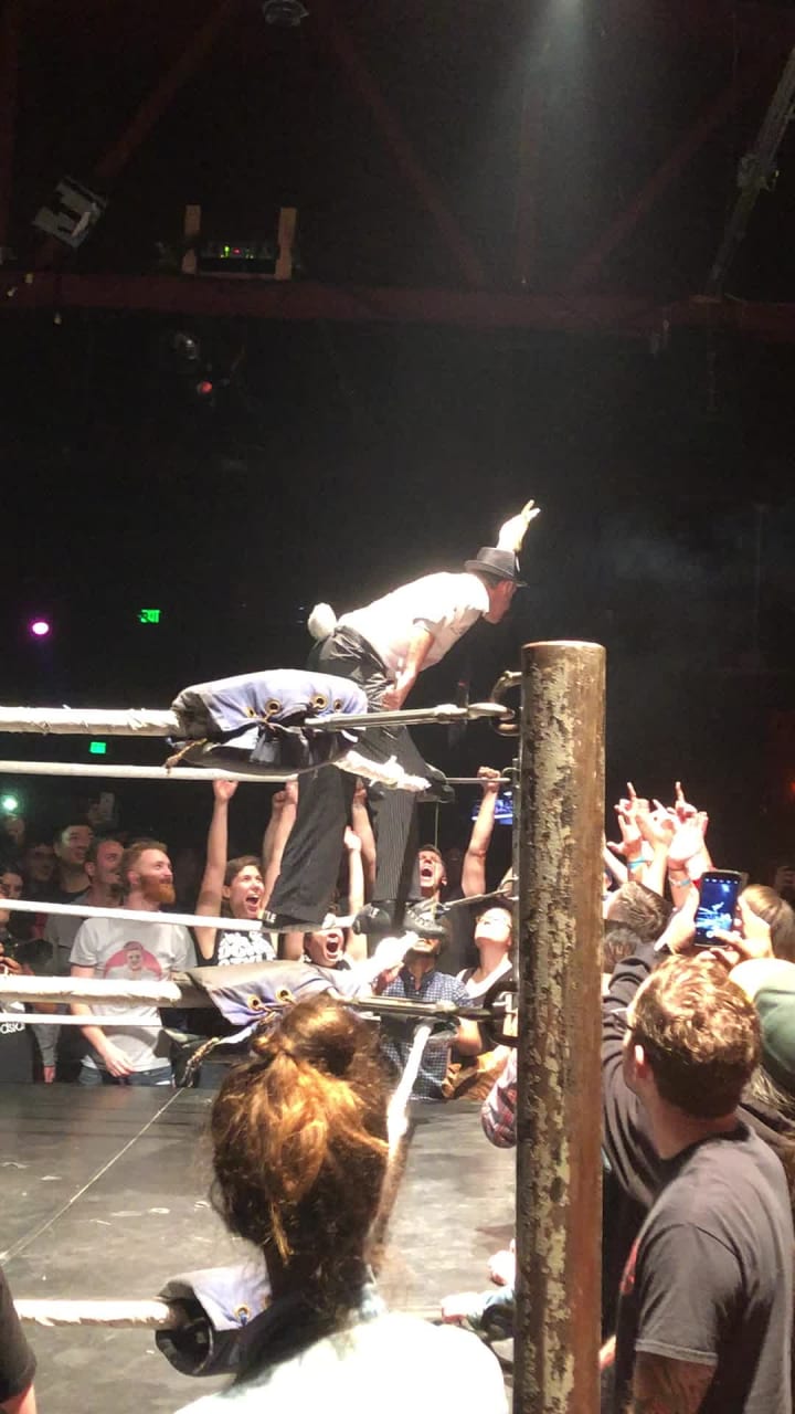 Hoodslam