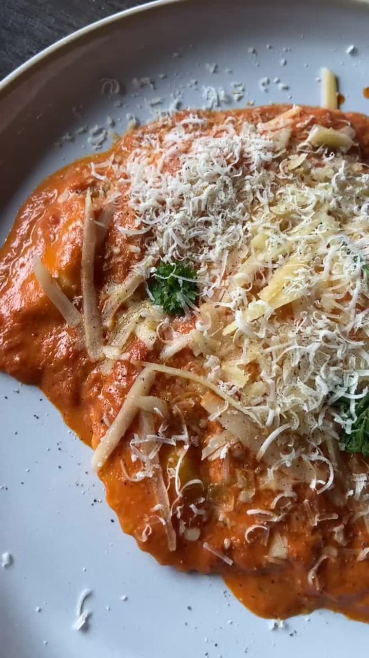 Video review of La Vecchia Ristorante