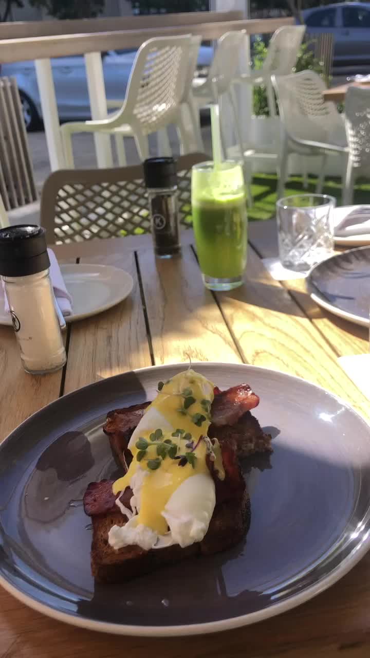 Video review of Lily's