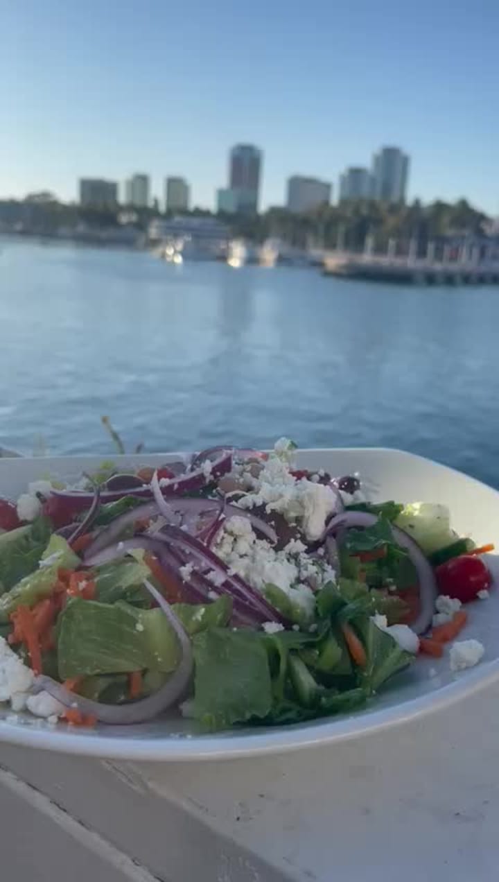 Video review of Parkers' Lighthouse