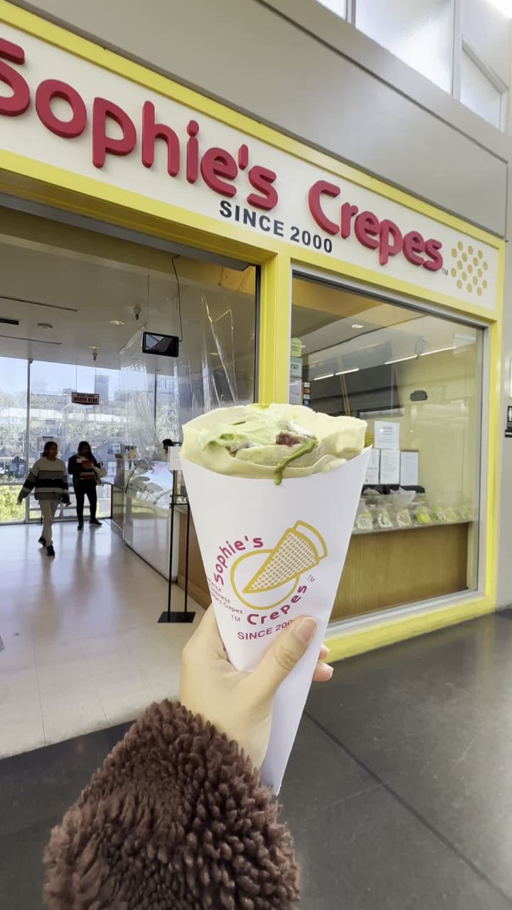 Video review of Sophie's Crepes