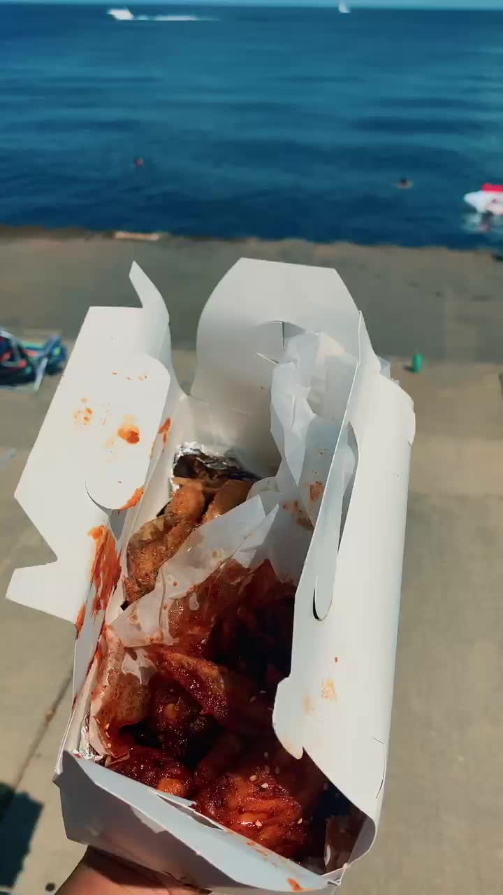 Video review of Crisp