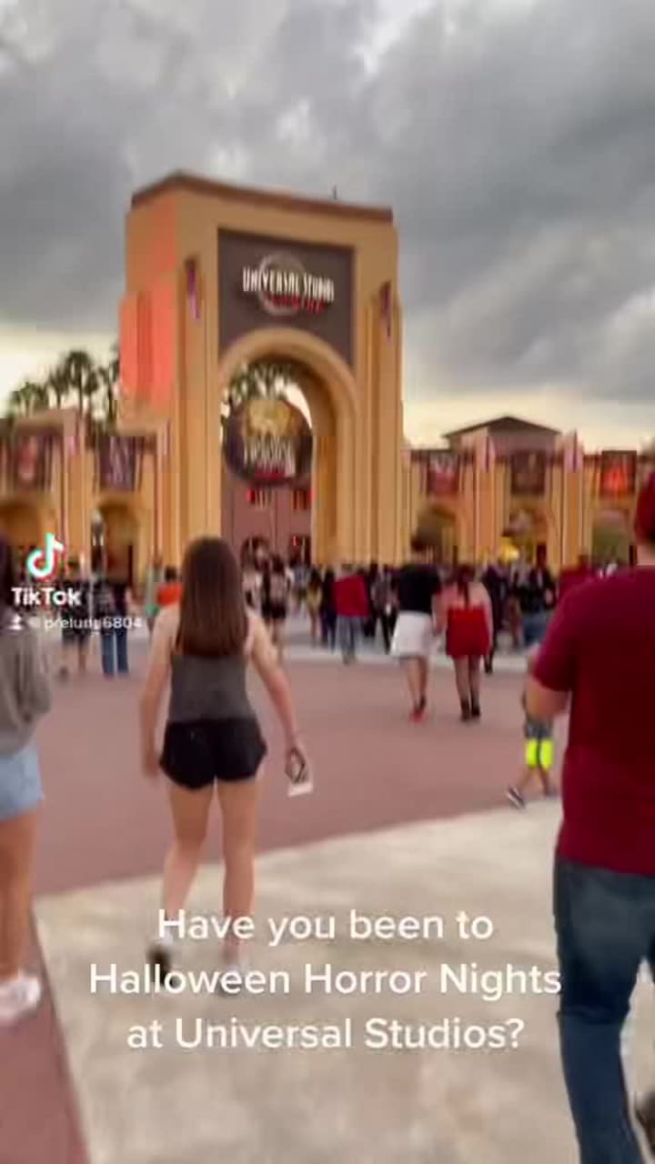 Universal's Halloween Horror Nights 21