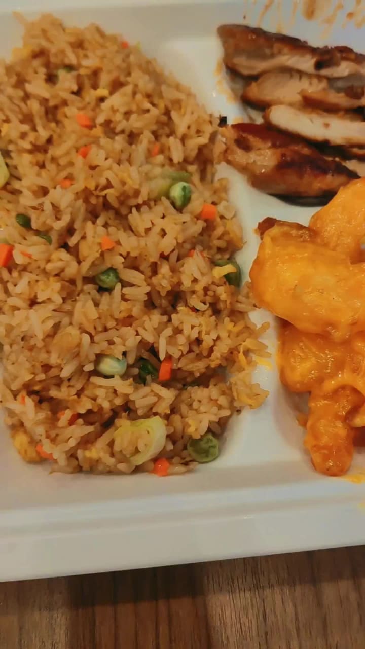 Panda Express - SM Sto Tomas