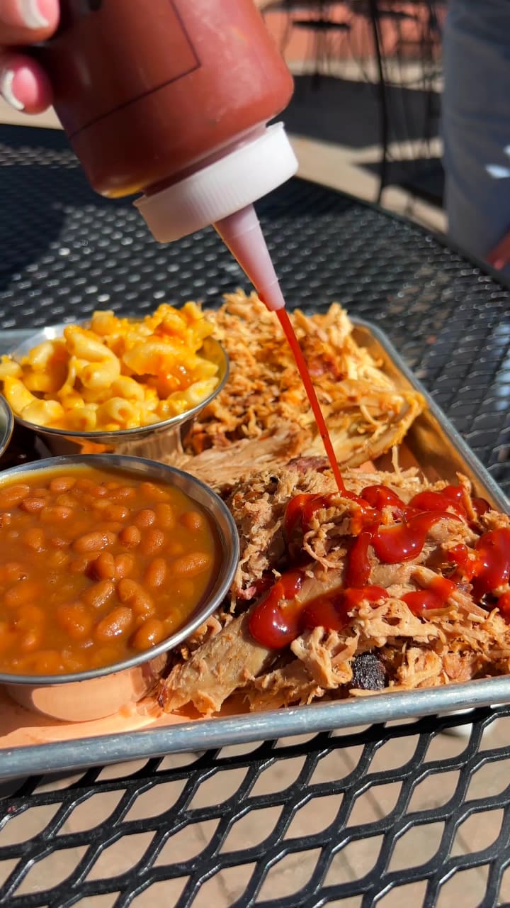 Video review of Queology