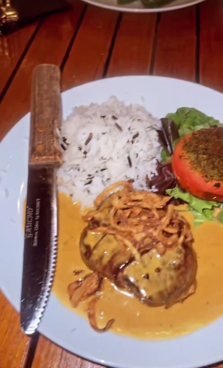 Video review of WeHo Bistro