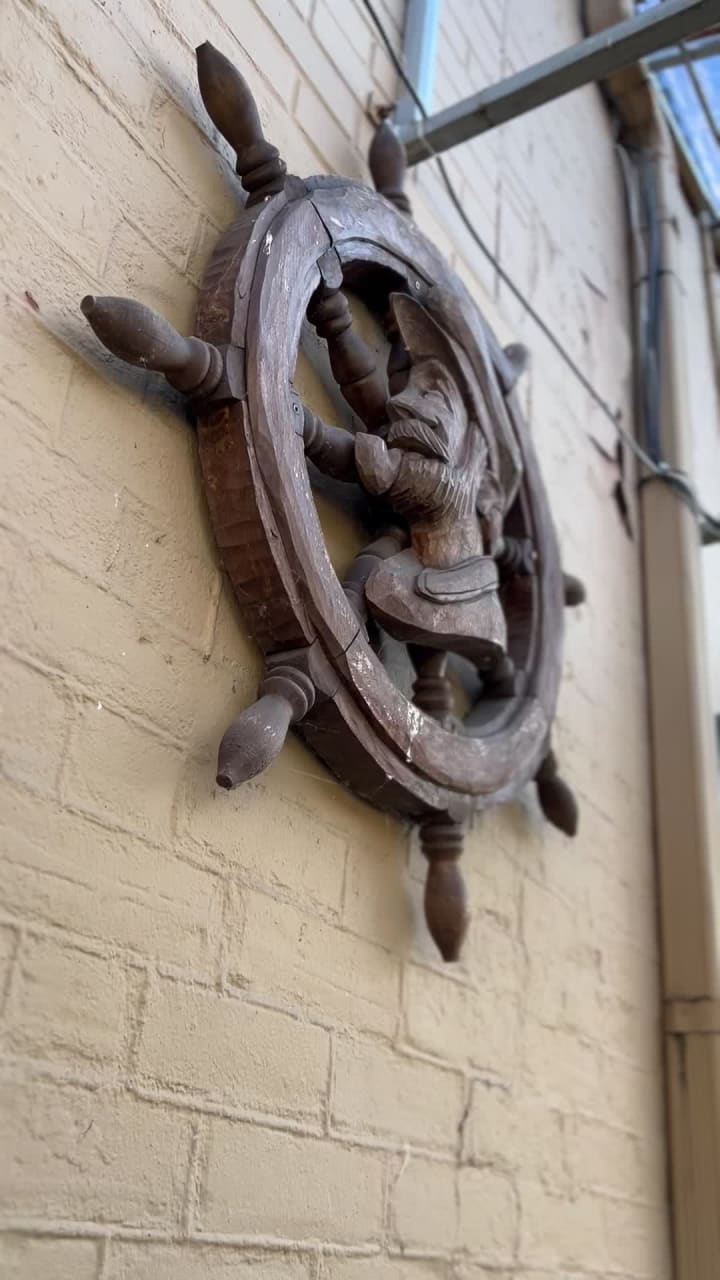 Fisher's Pier 4 Pub & Grub