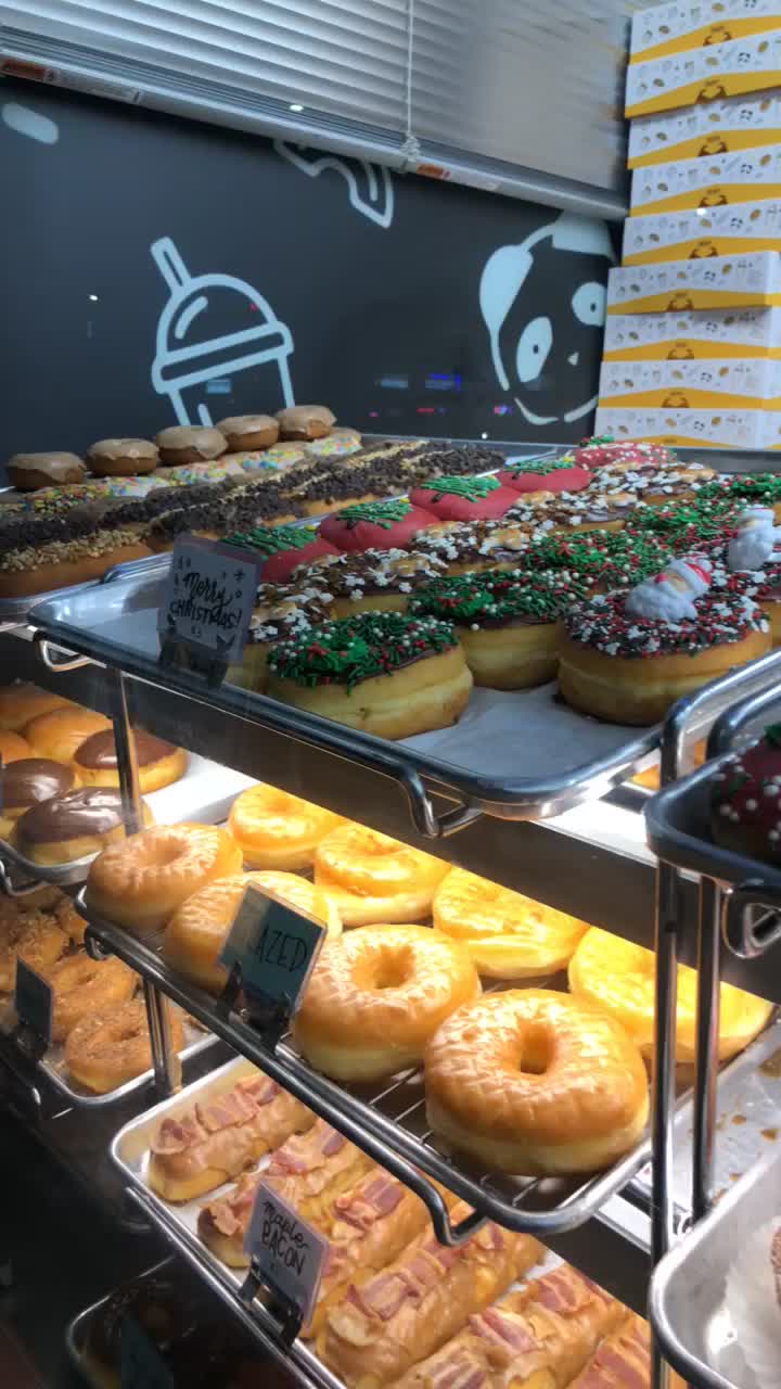 Video review of California Donuts