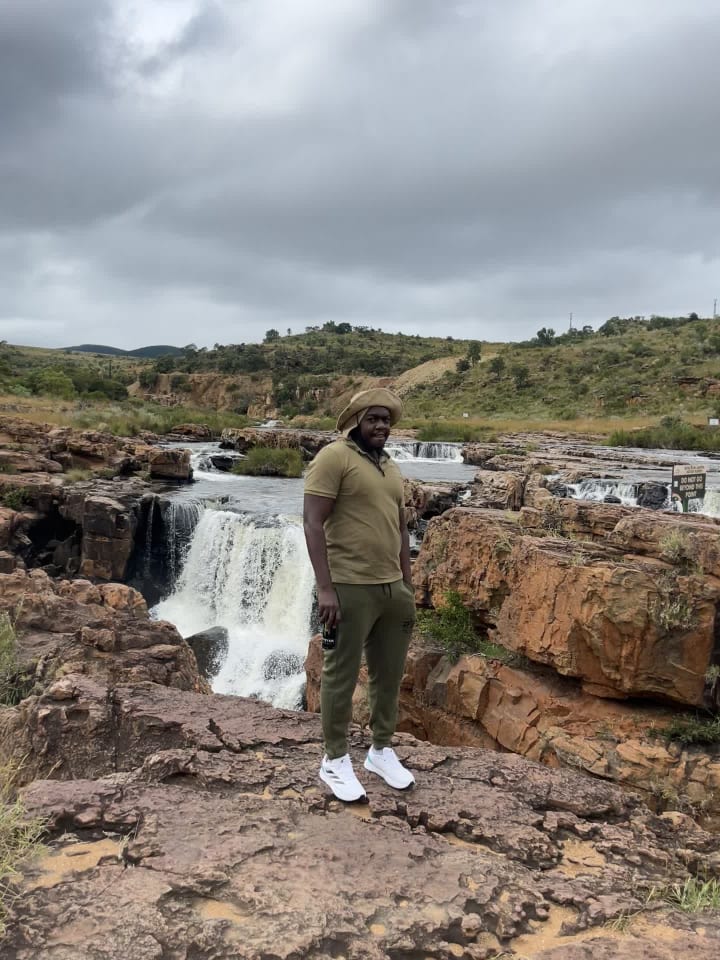 Video review of Bourke's Luck Potholes