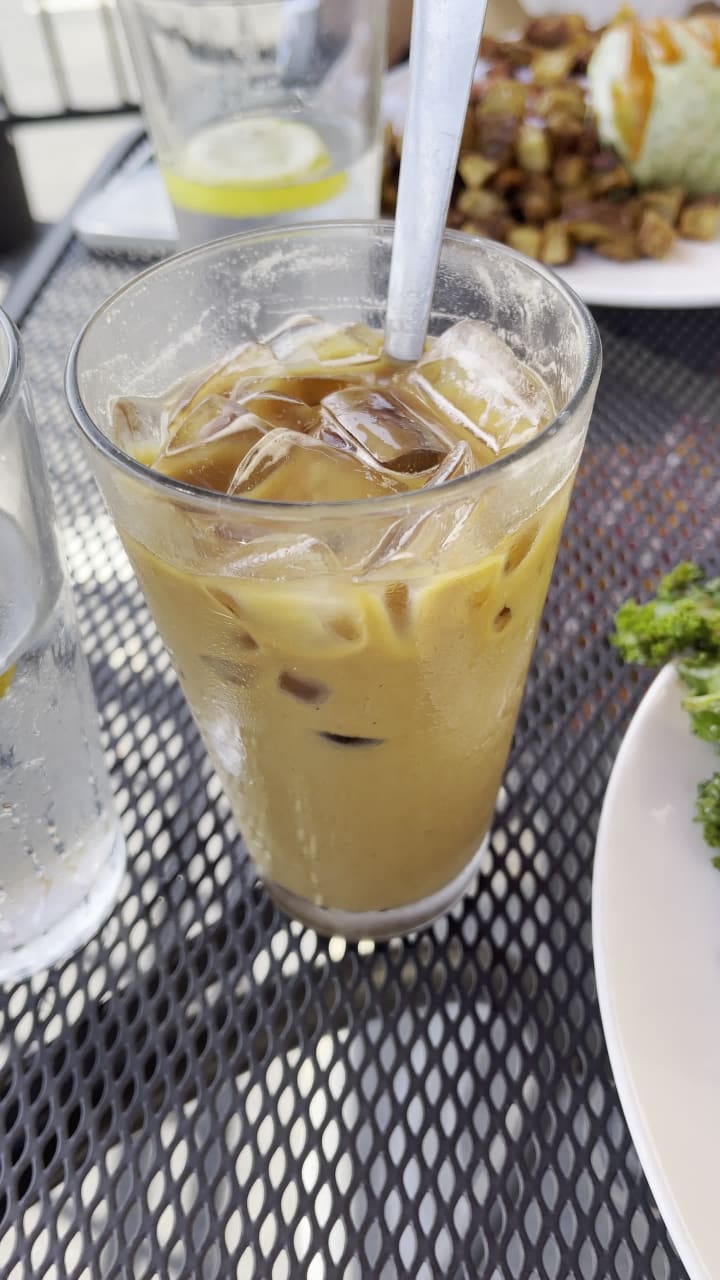 Video review of Cafe Sunflower Buckhead