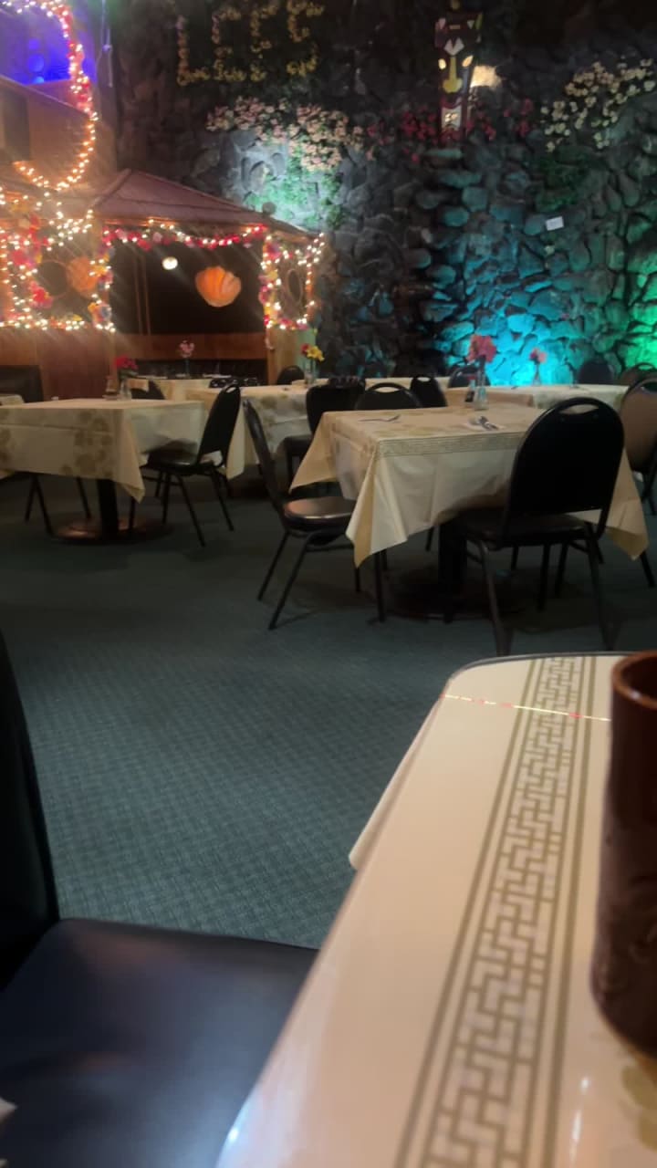 Lees Hawaiian Islander