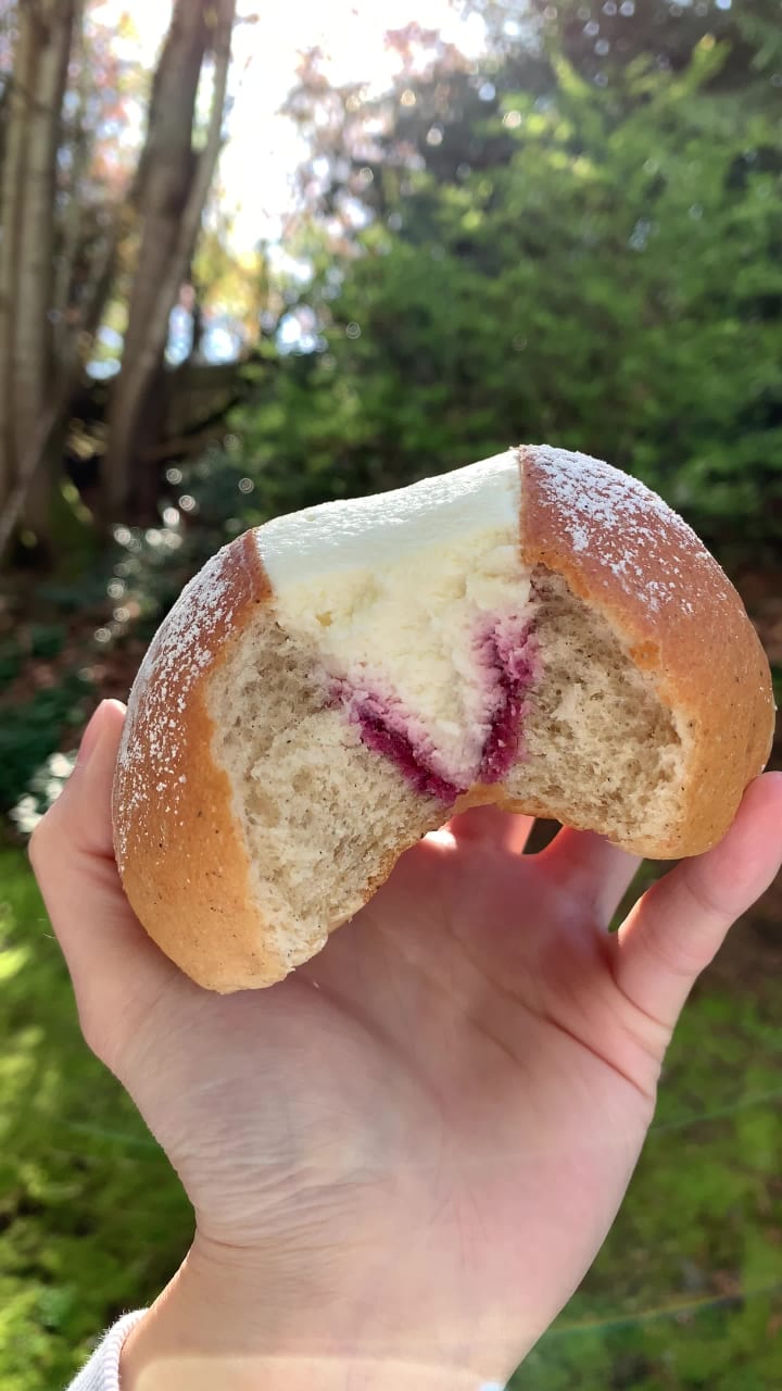 Video review of Saint Bread